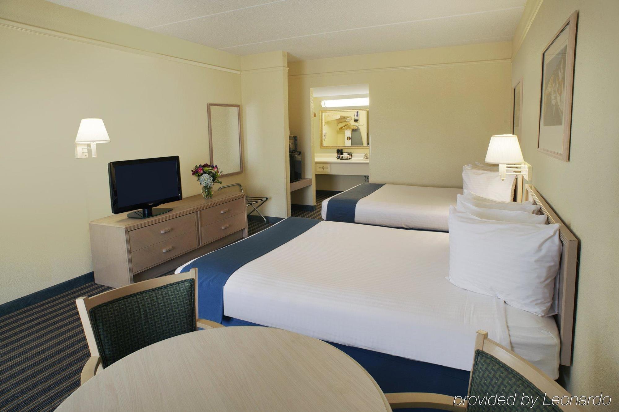 Western Kent Narrows Hotel 3*
