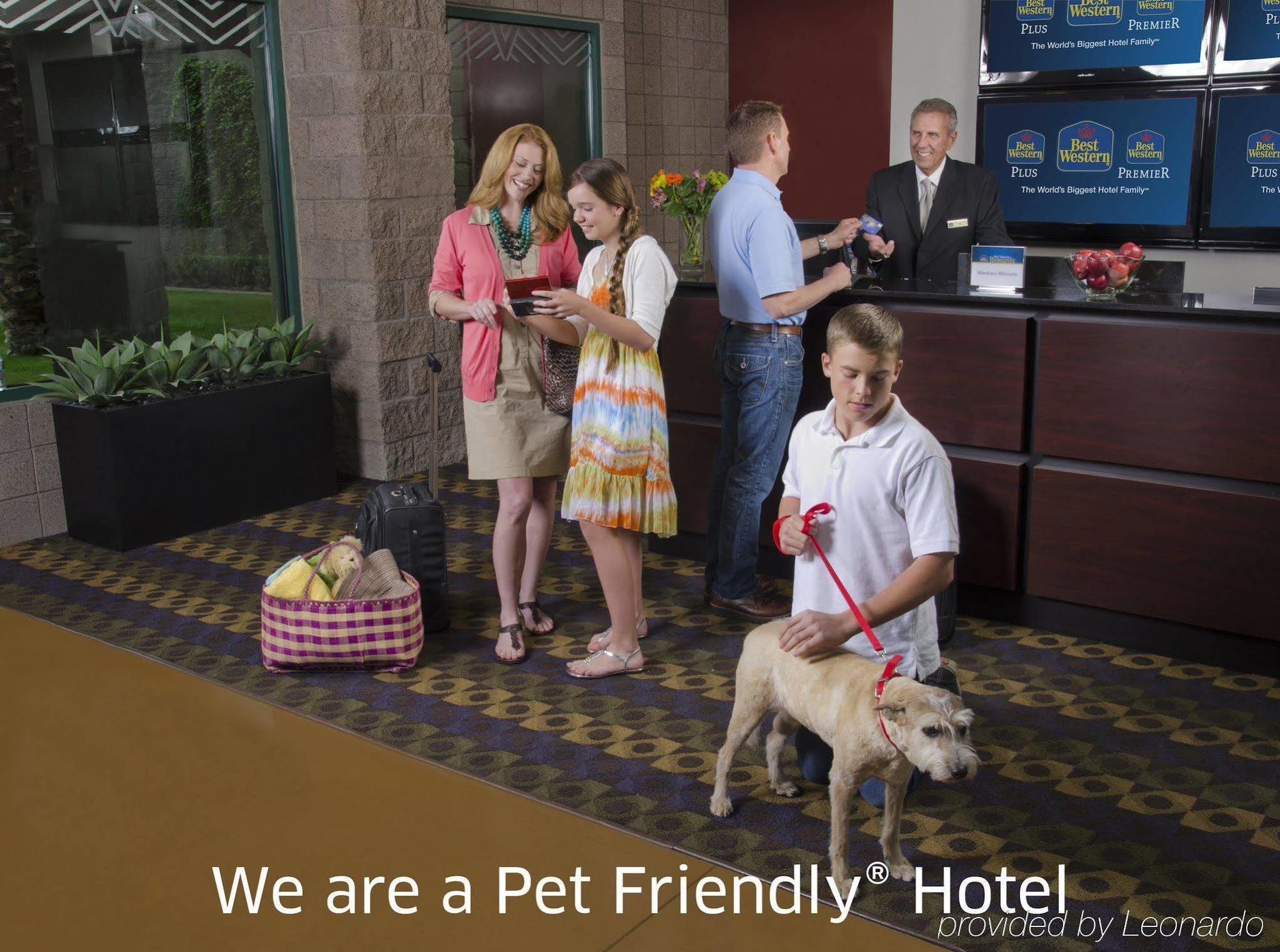 Hotel Western Kent Narrows 3*