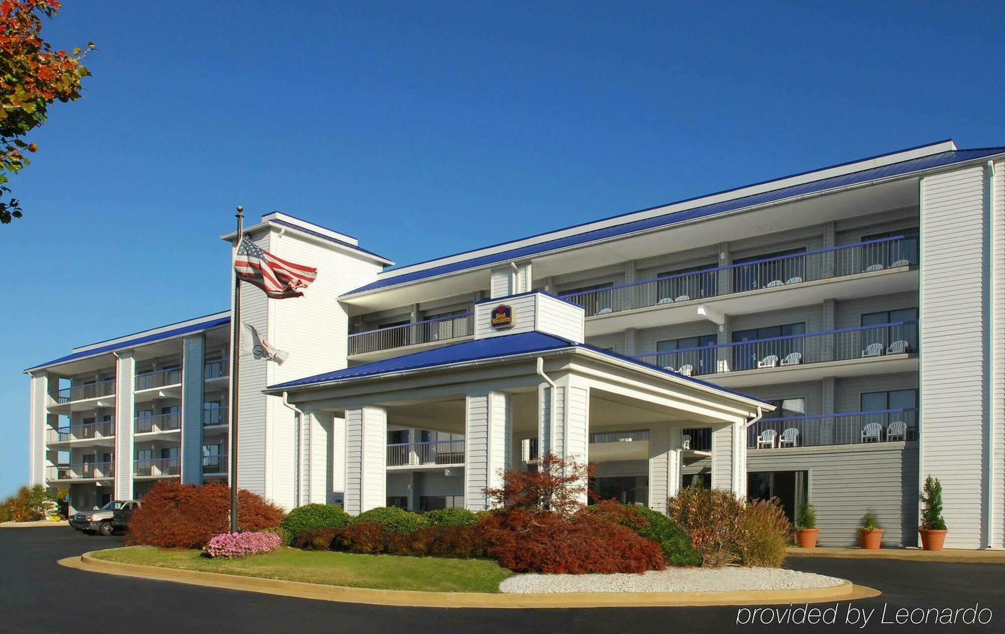 Western Kent Narrows Hotel 3*